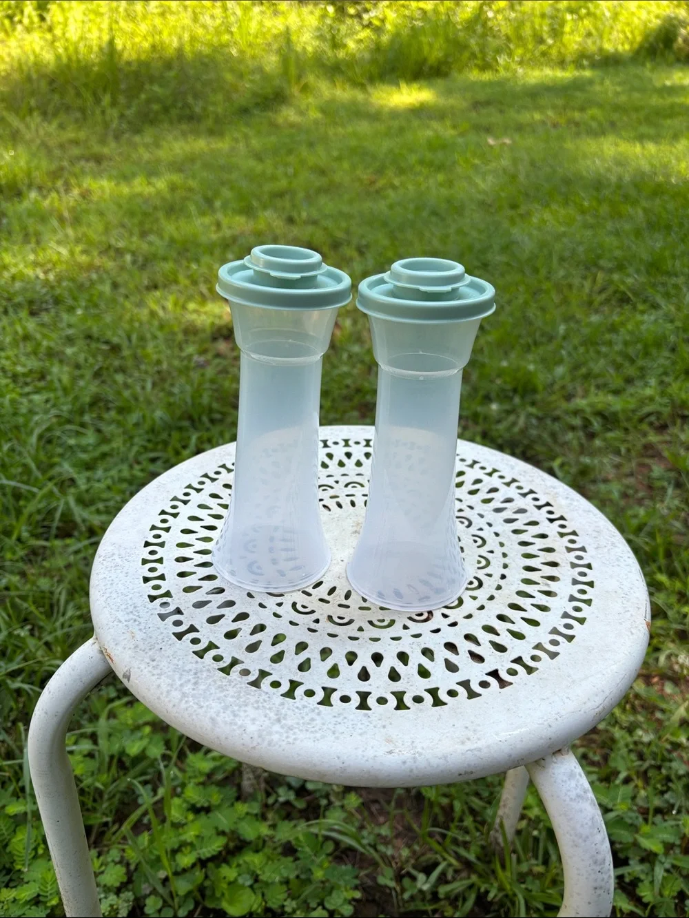 Tupperware Salt and Pepper Shakers (big size)